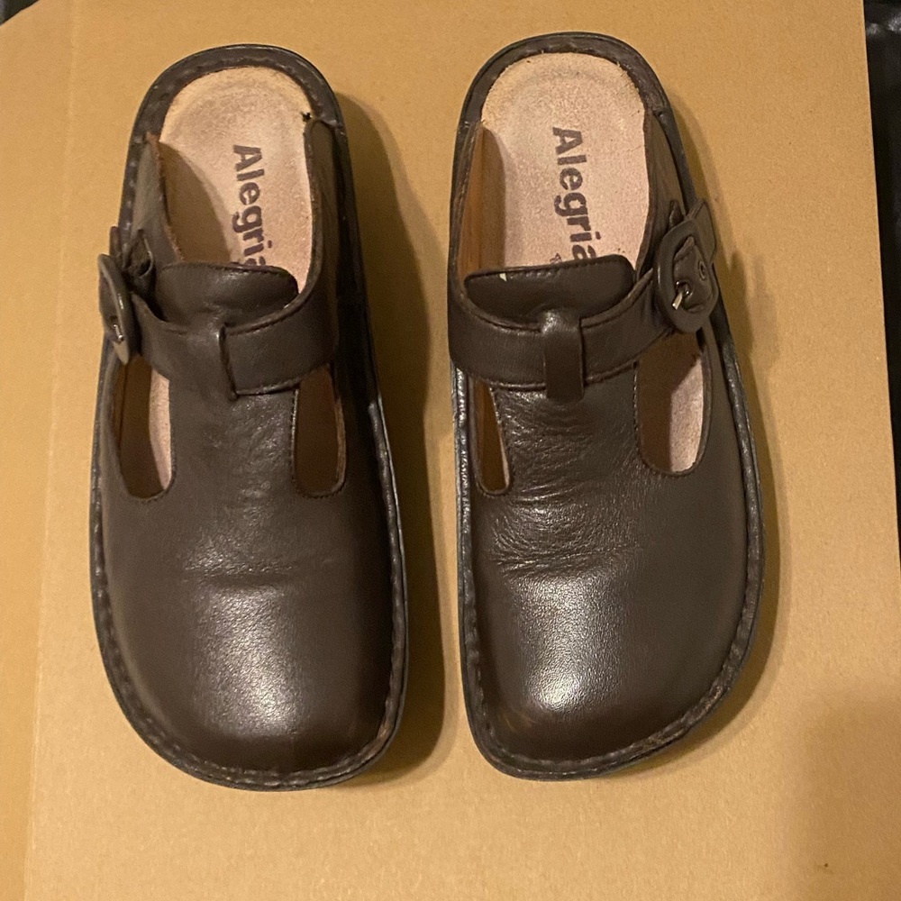 Brown Alegria Classic size 37 / 7-7.5